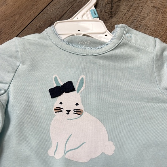 Ever & Ever Bunny Outfit - Picture 2 of 4